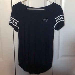 navy blue flowy shirt from hollister